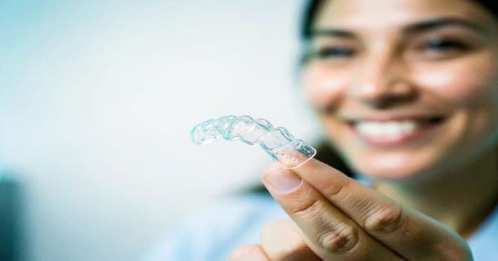Invisalign Түркияда: Брондауға дейін айтпайтын нәрселер